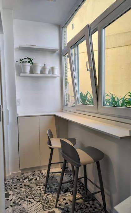 Clasico Y Moderno Departamento En El Corazon De Buenos Aires Apartamento Exterior foto