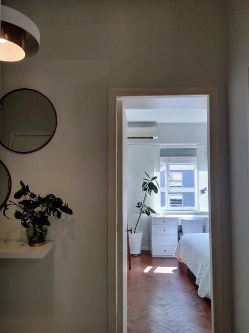 Clasico Y Moderno Departamento En El Corazon De Buenos Aires Apartamento Exterior foto